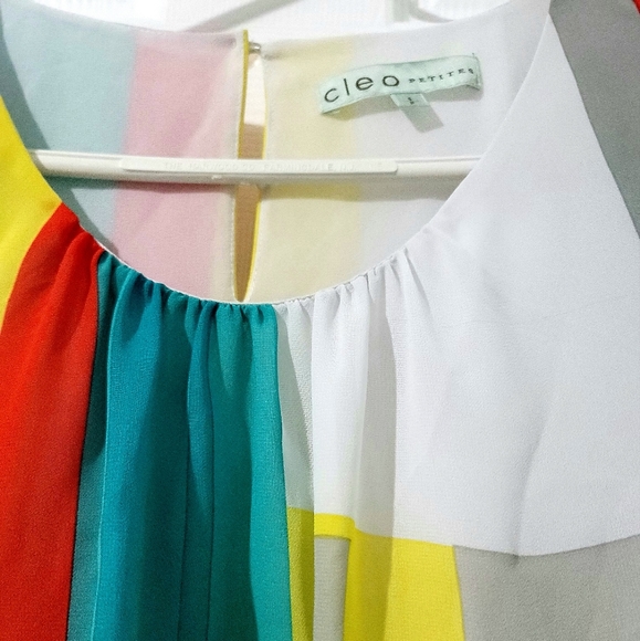 Cleo Women's Petite Brightly Colored Sleeveless Blouse Size S - Picture 3 of 12